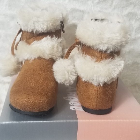 Baby Girl Mocassins - Picture 2 of 6